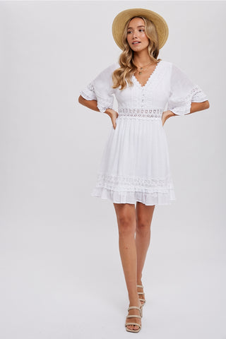 Bluivy Ready to Ship White Lace Dress