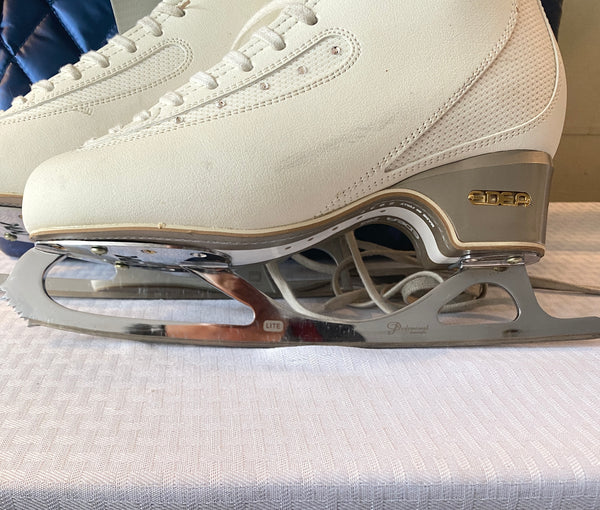 Previously Owned Edea Ice Fly Skates w/Pro Lite Blades - Northern Ice and Dance